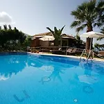 Nefeli Wind Club 3* Vassiliki