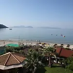 Nefeli Wind Club Aparthotel