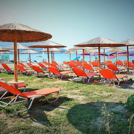 Nefeli Wind Club 3* Vasiliki (Lefkada)