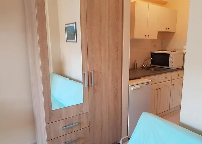 Aparthotel Nefeli Wind Club