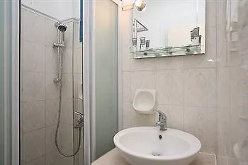 Nefeli Wind Club 3* Vasiliki (Lefkada)