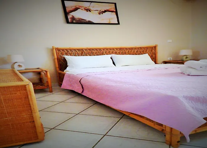 Nefeli Wind Club Aparthotel